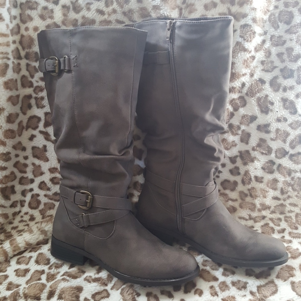 White Mountain Boots